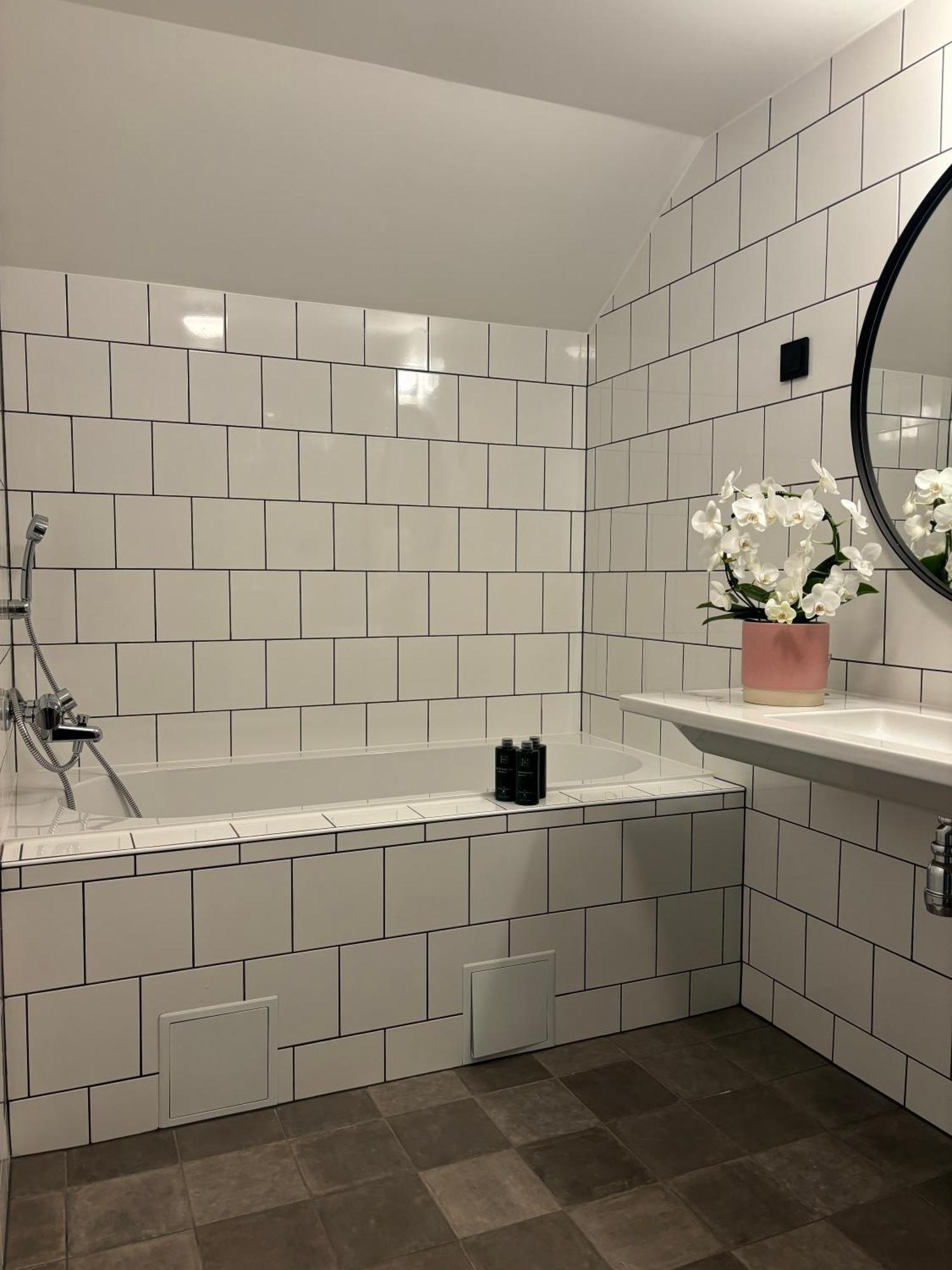 Home Hotel Tollboden Drammen Bagian luar foto